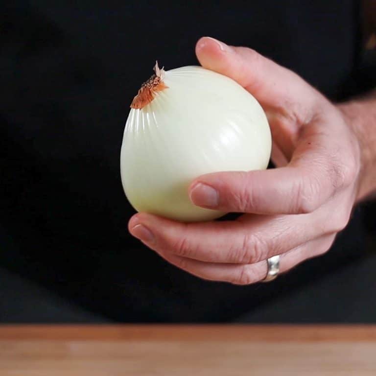 How To Peel an Onion