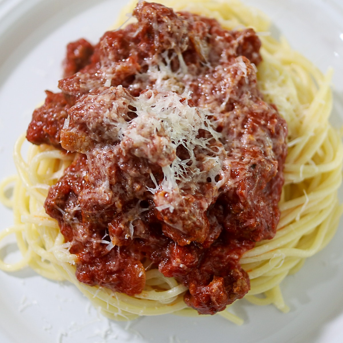 best spaghetti meat sauce on a plate

