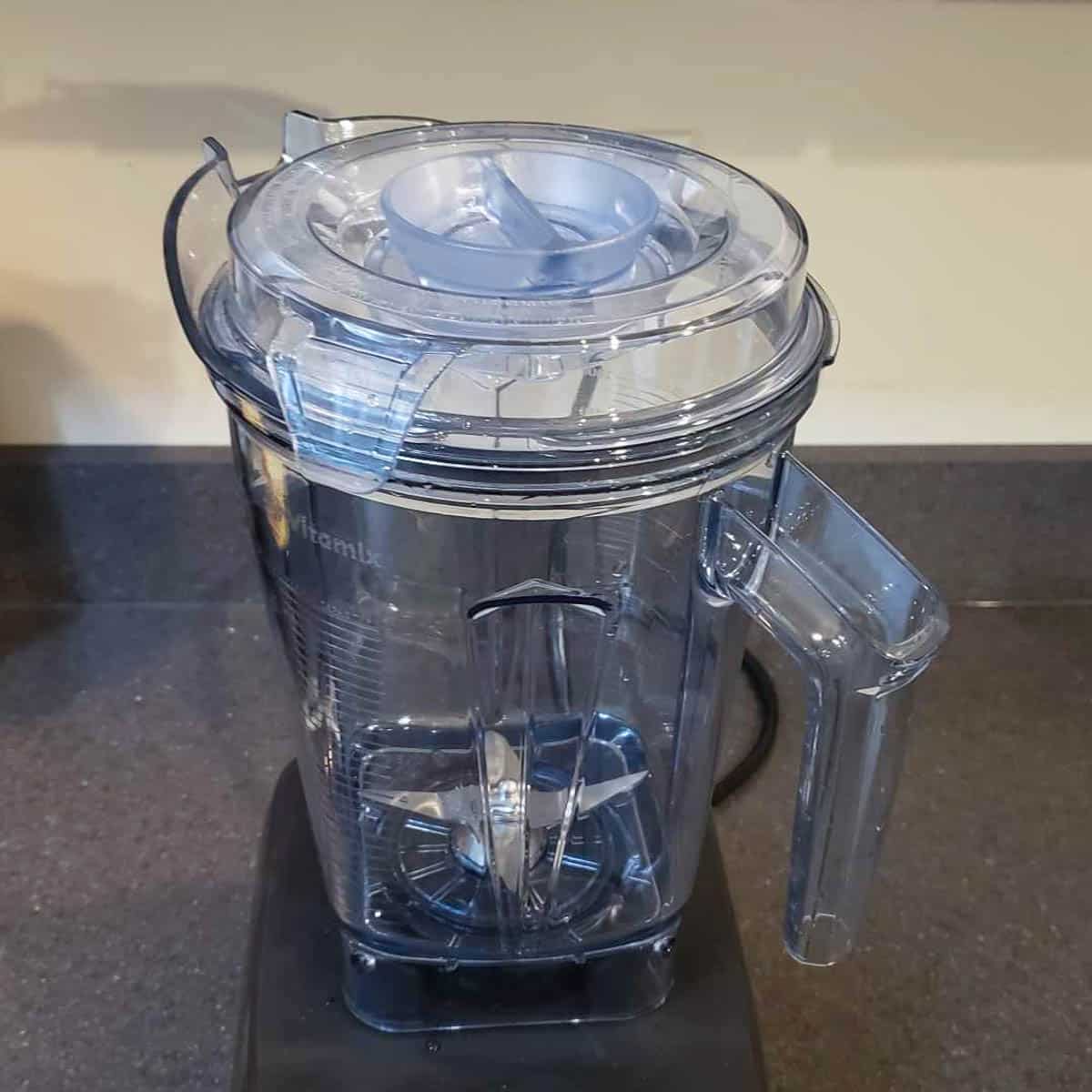 Profile of the Vitamix pitcher