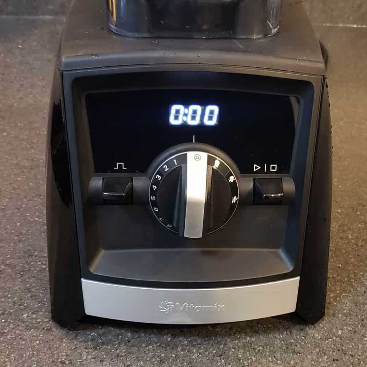 Up close look at the dial of a Vitamix blender