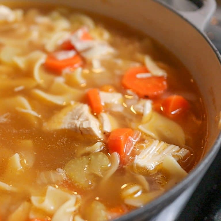 What to serve with chicken noodle soup